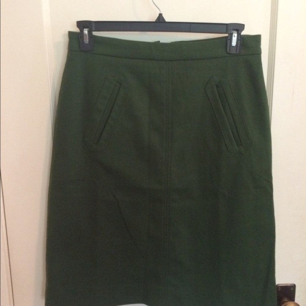 Madewell forest green skirt